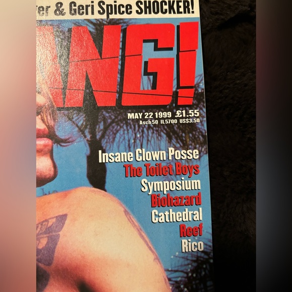 Vintage Red Hot Chili Peppers Kerrang! Magazine - Picture 3 of 6